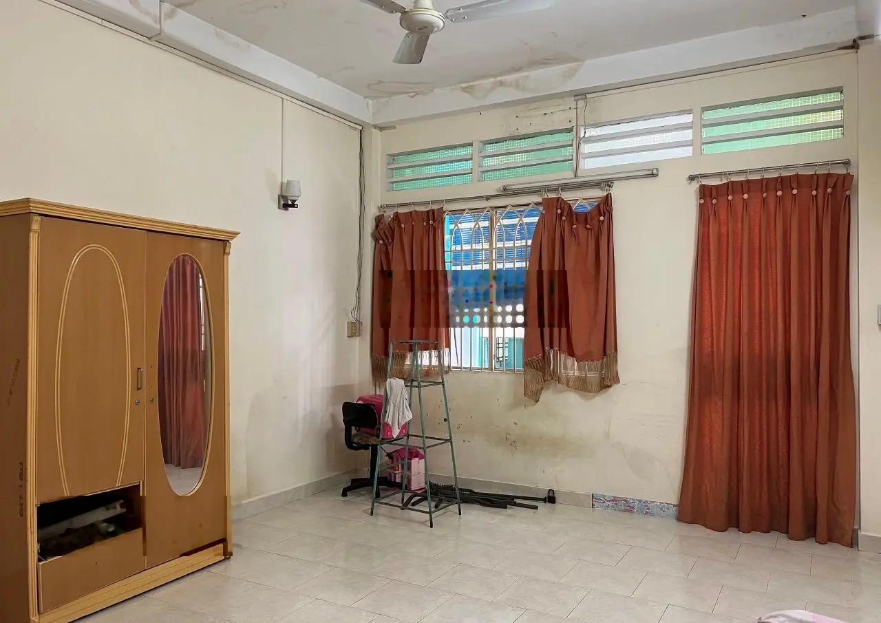 Nhà 3 tầng - ngay chợ Tân Bình - giá nhỉnh 5 tỷ