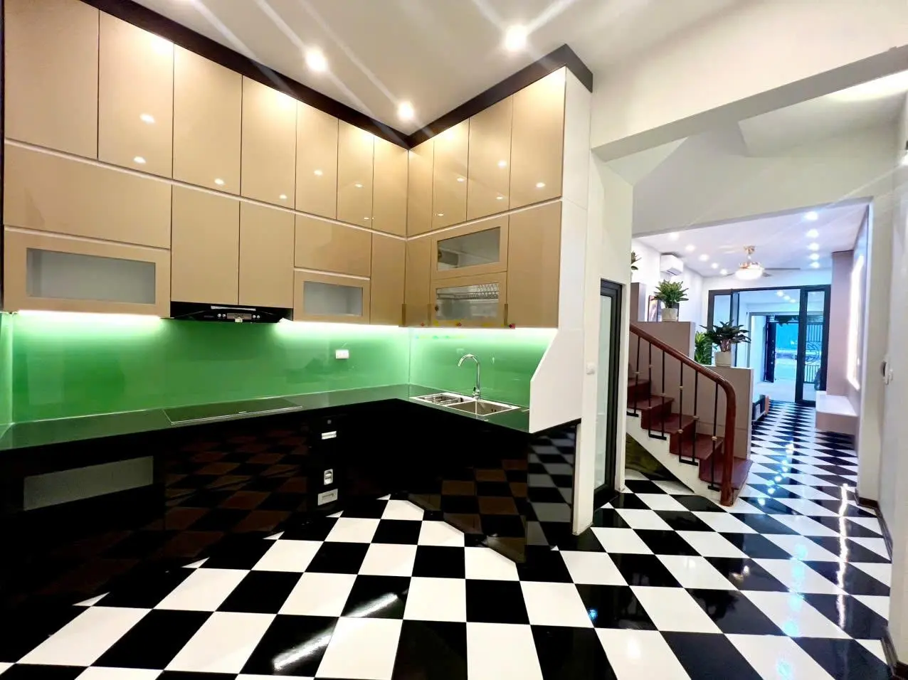 Bán nhà mặt phố Trần Thủ Độ - 60m 3 tầng 3 ngủ - có thể kinh doanh