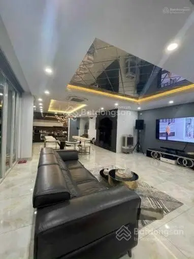 Chỉ 11.5 tỷ sở hữu căn nhà full nội thất tại Lavila, xách vali vào ở ngay. LH: 0902 781 ***