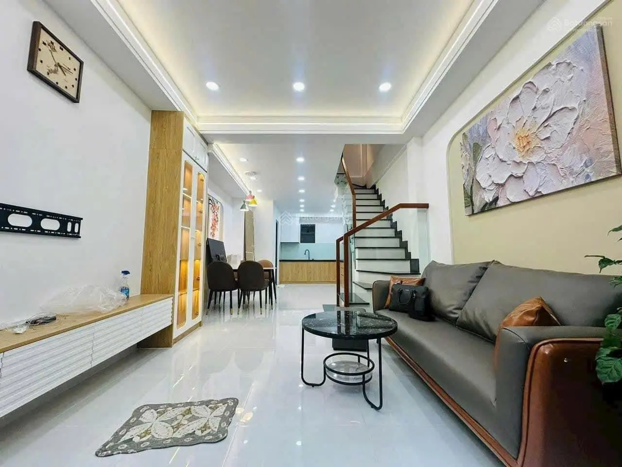 Căn Nhà Nhỏ Đẹp 40m2 SHR Đ.Nguyễn Thiện Thuật, Q.3 Chỉ Có 2,85 Tỷy XD 3Tầng 4PN Có HDT 14Tr LH Ngay