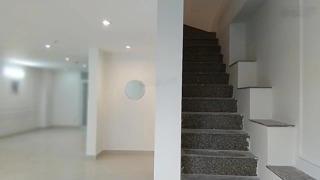 Shophouse đẹp giá tốt tại Võ Đình Apartment kinh doanh ngay, nhiều tiện ích, giá chỉ 3,5 tỷ