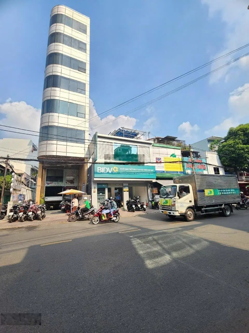 Cần bán tòa nhà vp mặt tiền Lê Quang Định, P14, Bình Thạnh, hầm 7 tầng, mái BTCT giá bán 46 tỷ TL