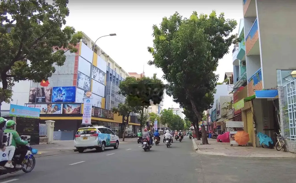 *Mặt Tiền 4,2 x 23* Lý Chính Thắng_Bà Huyện Thanh Quan