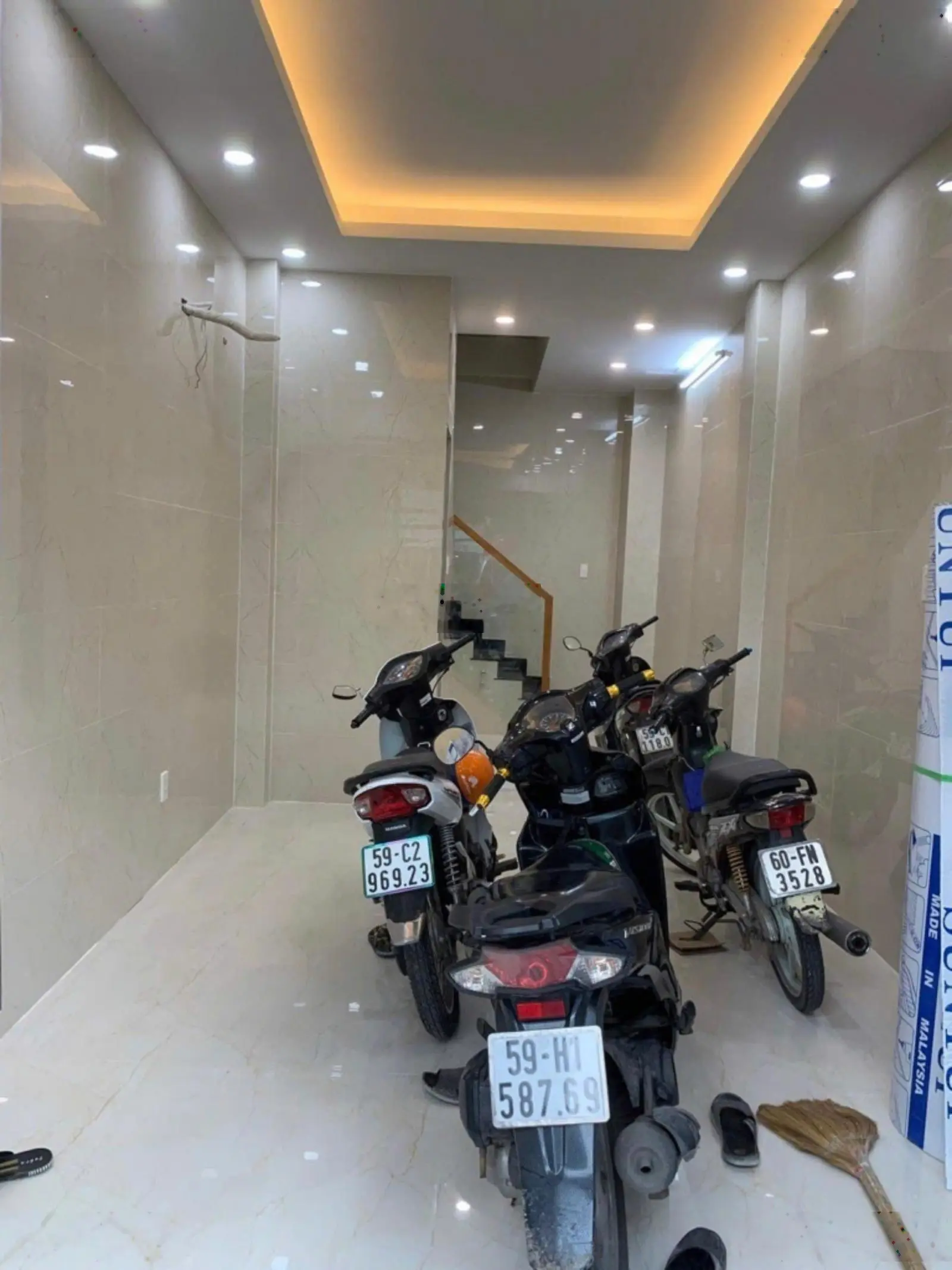 Bán Gấp MT đường 3/2, P.8, Q.10, Khu Phố Kinh Doanh Sầm Uất, 4 tầng, bán nhanh 13.8 tỷ
