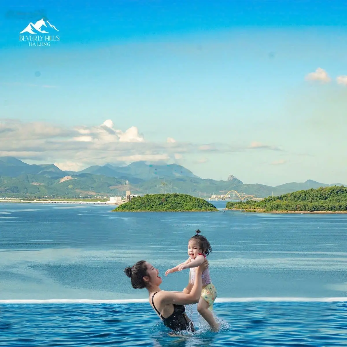 Biệt thự đồi view Vịnh. 4 tầng công năng 9 phòng. Giá: 21,8 tỷ
