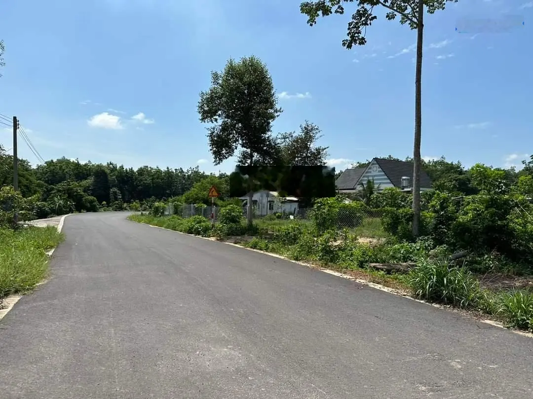 Bán gấp đất đường N1, Trừ Văn Thố, Bàu Bàng,Giá 740tr/116m2,cách ngã ba Bàu Bàng 500m,sổ hồng riêng