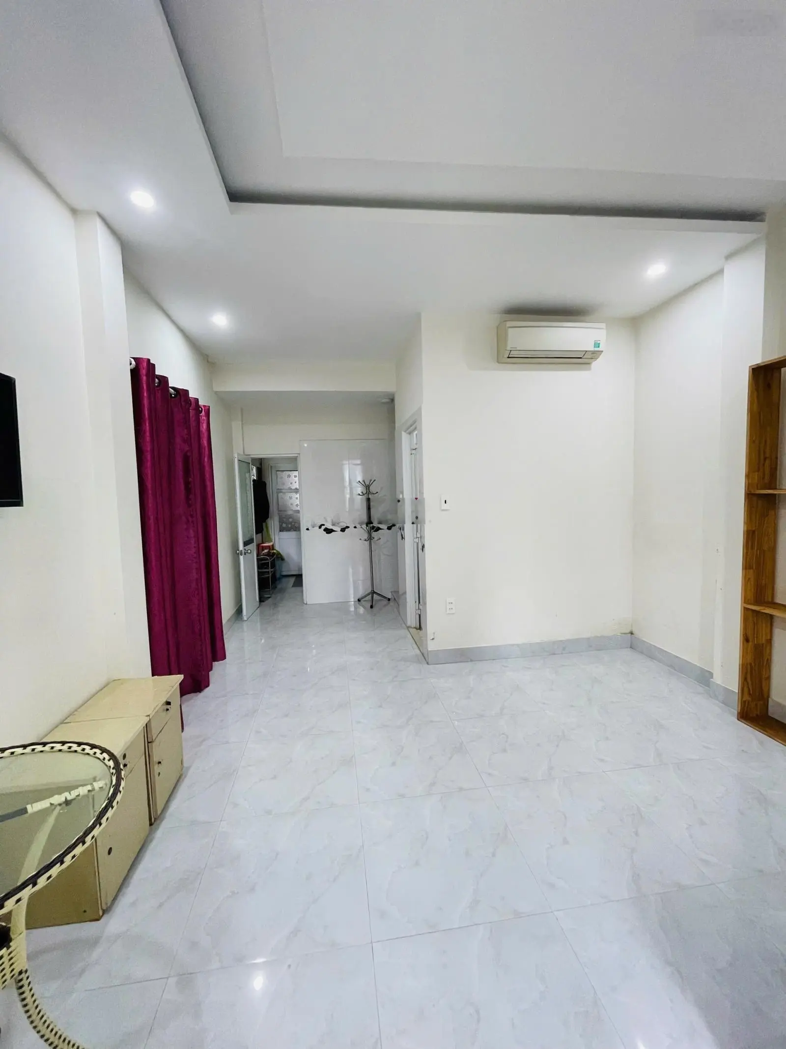 Bán tòa căn hộ biển 4 tầng siêu đẹp, diện tích 64m², mặt tiền Hà Đặc, vị trí đắc địa gần biển