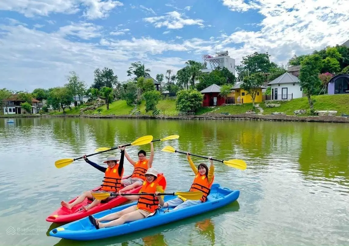 Đất nghỉ dưỡng view hồ Đồng Chanh - Lương Sơn - Hoà Bình 1000m2 3,999 tỷ