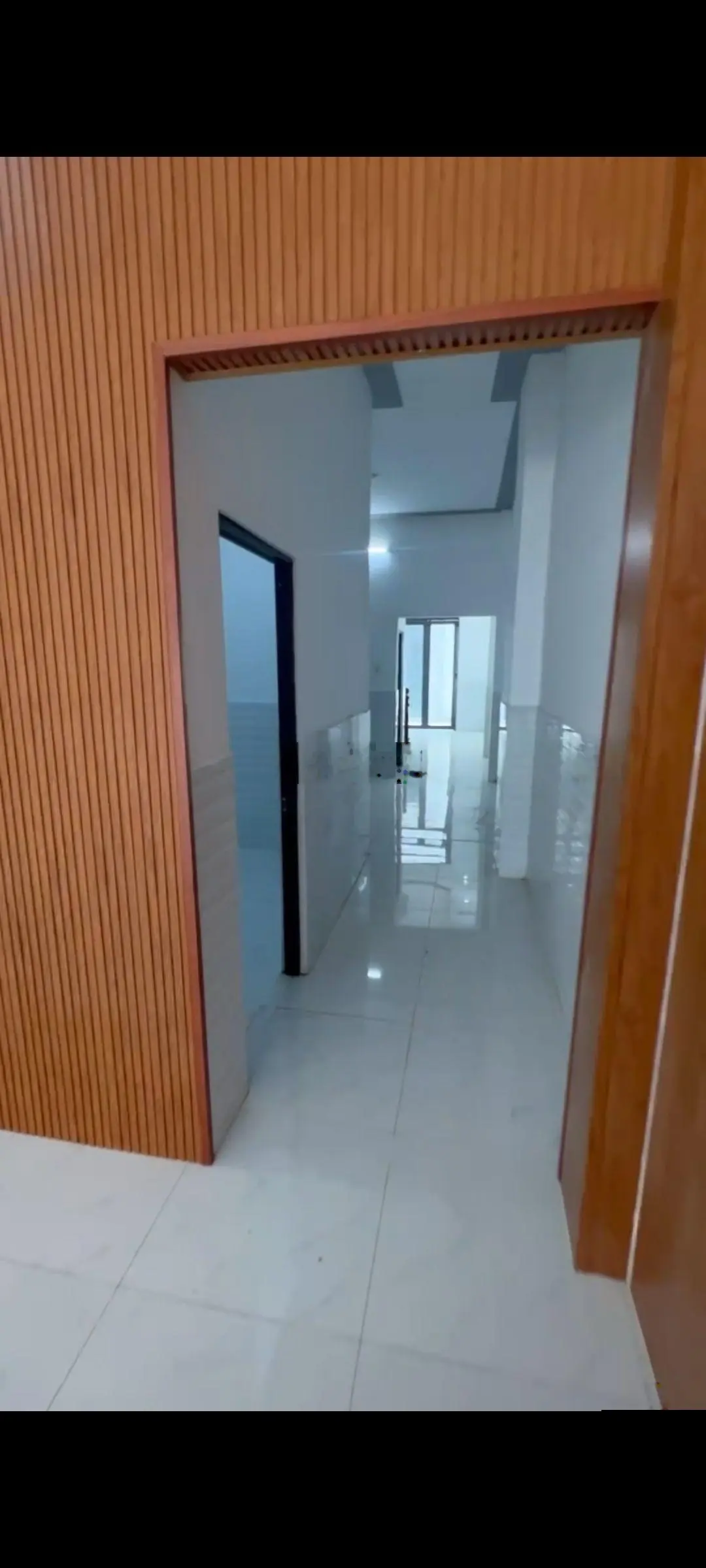 Cần vốn bán gấp căn nhà hưng nhơn bình chánh 90m2 giá chỉ 975tr shr