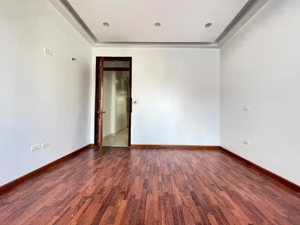 Bán nhà riêng 5 tầng tại Đường Nguyễn Đình Chiểu, Hà Nội