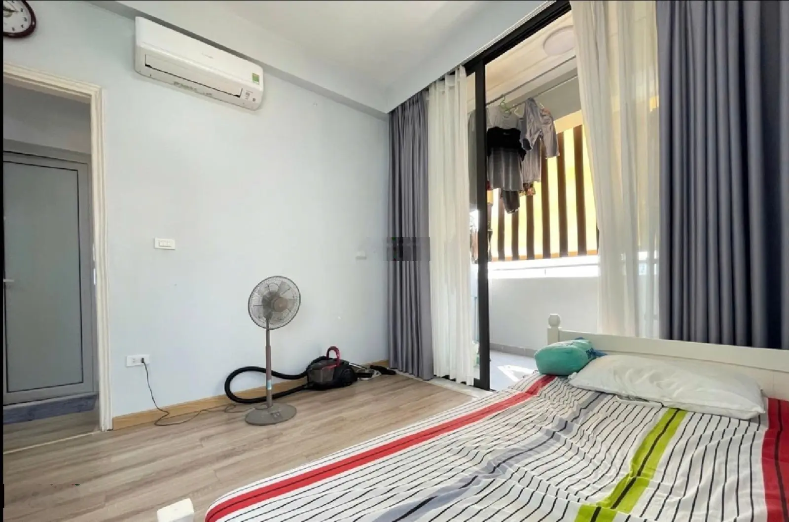 Quá hiếm, vị trí đắc địa - c2 nguyễn cơ thạch - 82m2*3pn - nội thất đẹp ở ngay - giá 4,8 tỷ