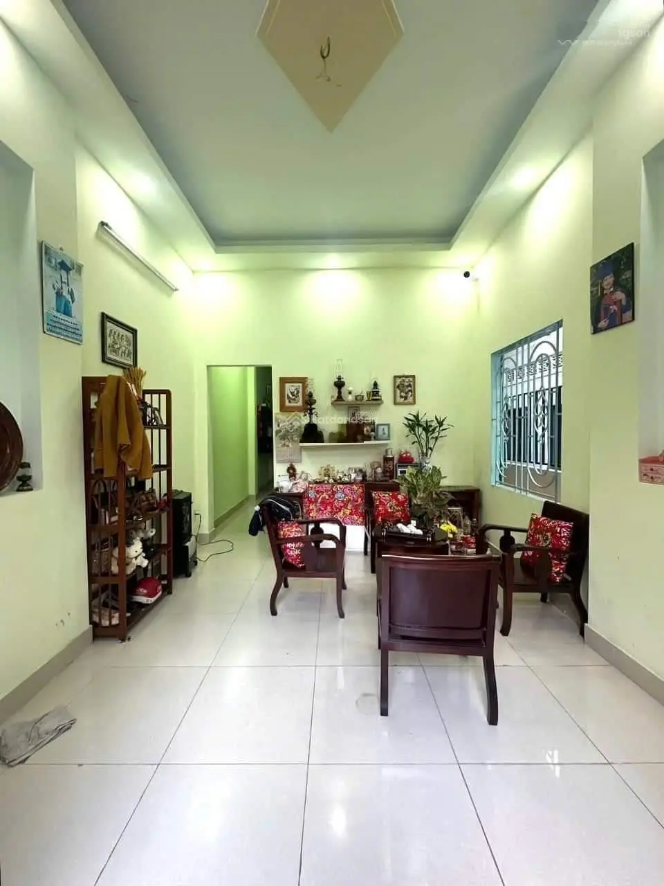 Nhà 1 trệt 1 lầu 80m2 gần chợ Xóm Nghèo, gần Vincom, ngã tư 550