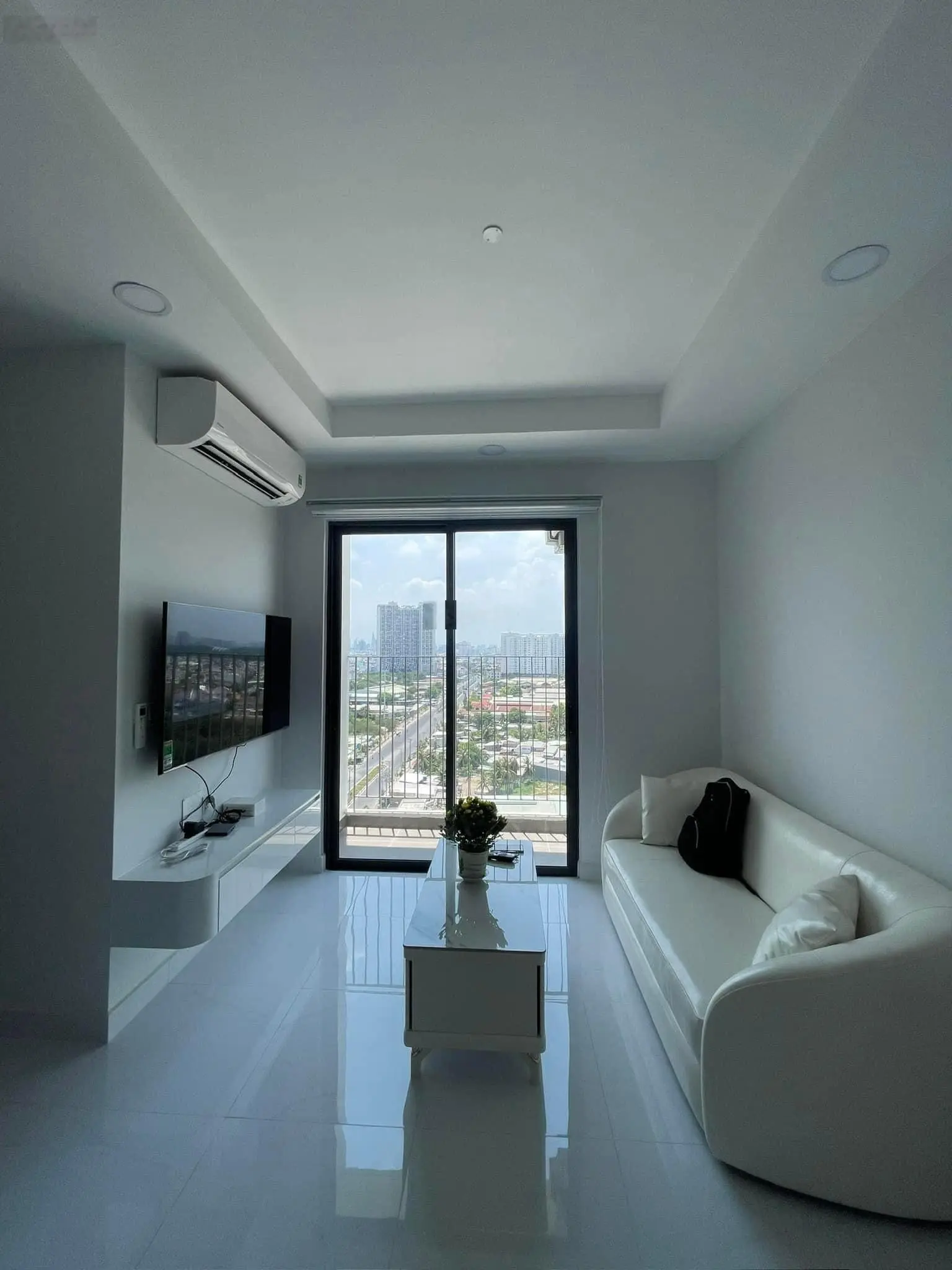 Deal Pegasuite 2 đã có sổ hồng - căn 1PN 52m2 giá 2tỷ450 - hỗ trợ vay ngân hàng