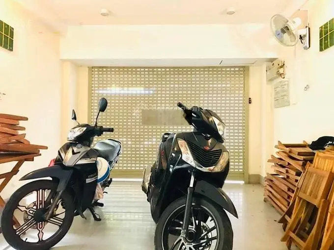 Bán nhà hẻm 10m, Bàn Cờ, P3, Q3, 90m2, 7 tầng, ngang 9m. Nhà đẹp, cho thuê tốt