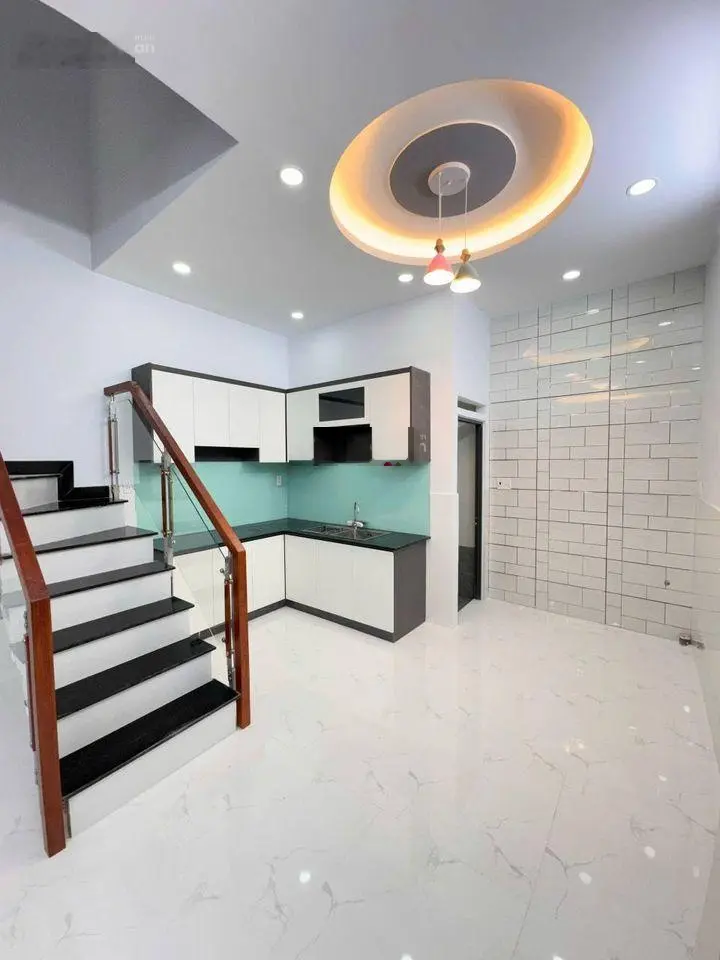 Bán gấp nhà (SHR) 1 Lầu/ ngay Lê Đình Cẩn - Tỉnh Lộ 10, Q. Bình Tân. Giá 1 Tỷ750 Triêu/TL