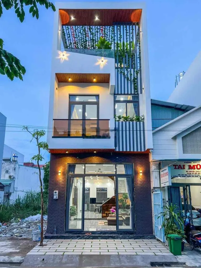 NHÀ 2 LẦU ĐẸP FULL NỘI THẤT KDC VĂN HOÁ TÂY ĐÔ