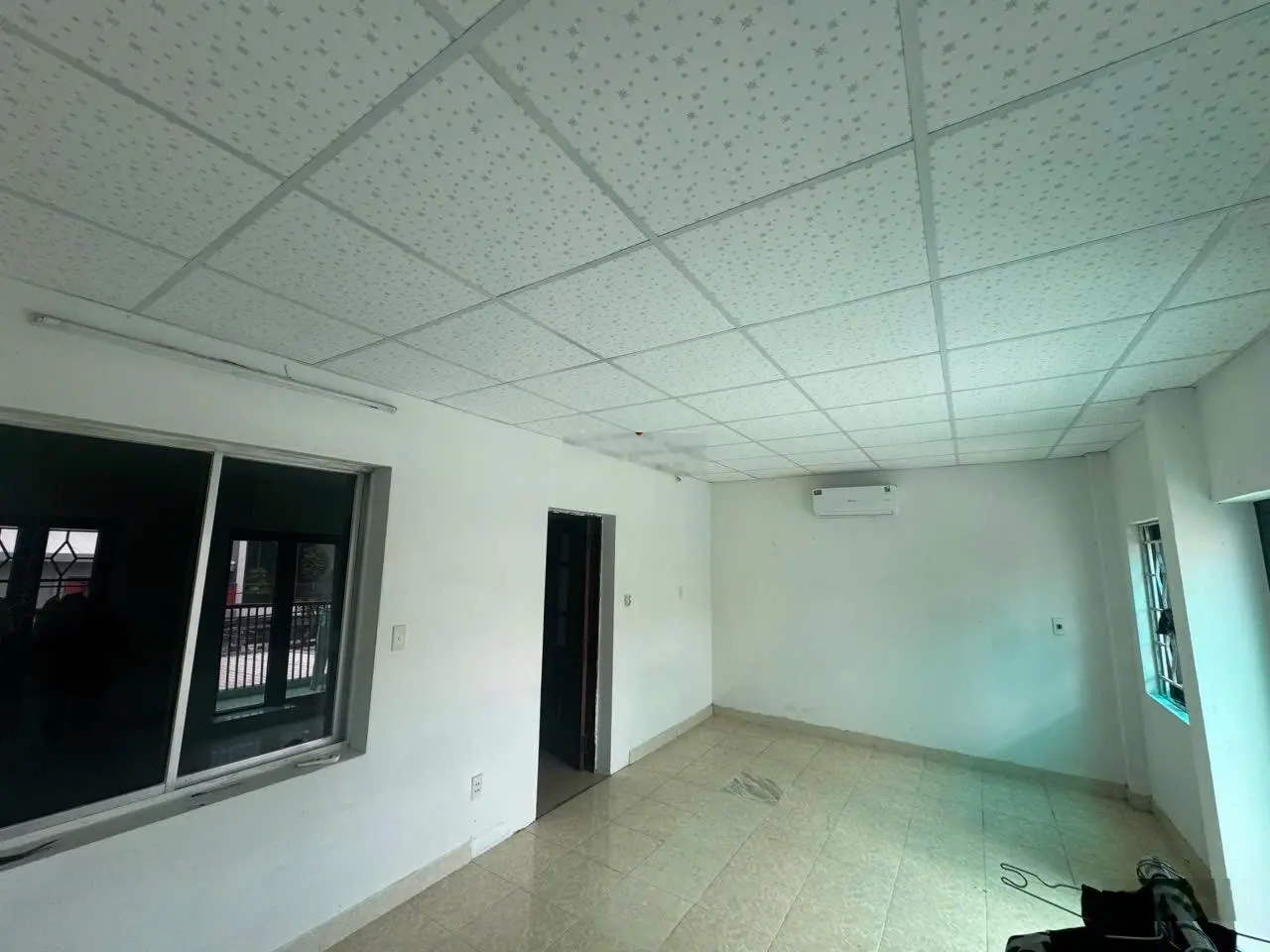 Bán nhà 2 tầng đường Lưu Quang Thuận sát biển Mỹ Khê, 110m2 ngang 6m giá 10,x tỷ