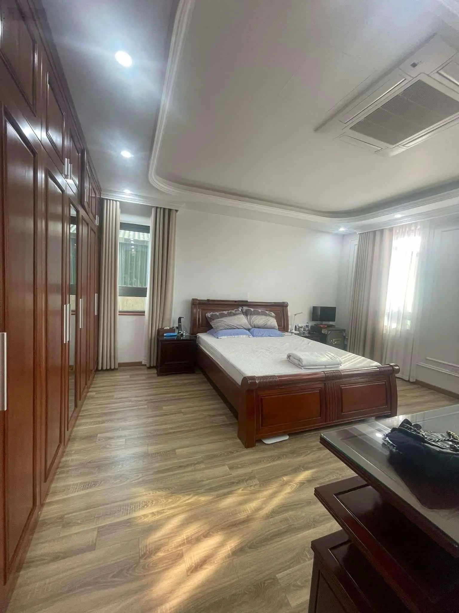 Quan Nhân - Thanh Xuân 123/126m x 8 tầng, mặt tiền 8m, giá 47 tỷ thương lượng