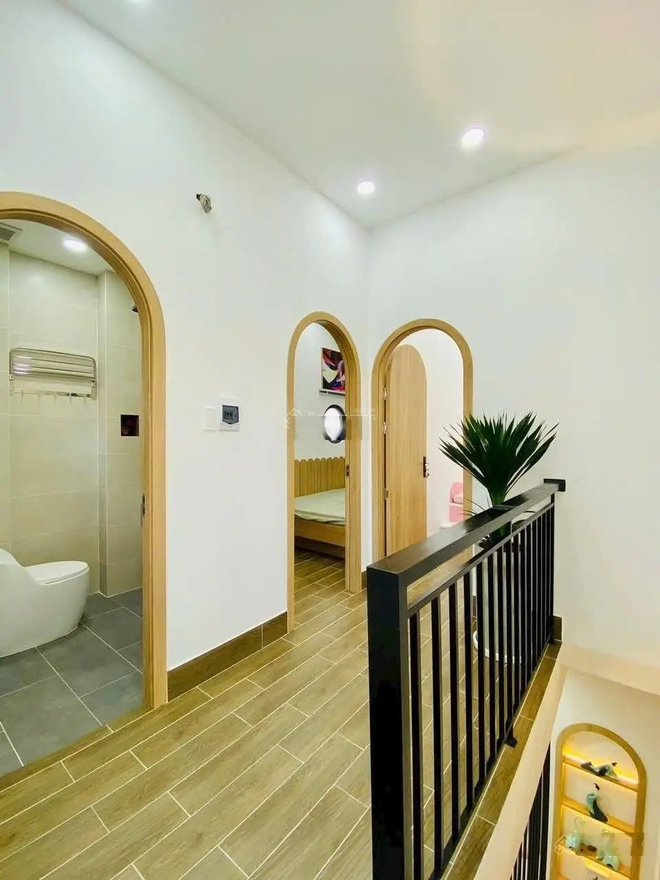 Cực phẩm siêu xinh 54m2, 3PN, 3WC đường Lê Thị Bạch Cát, phường 11, Quận 11 giá tốt 2,39 tỷ, SHR