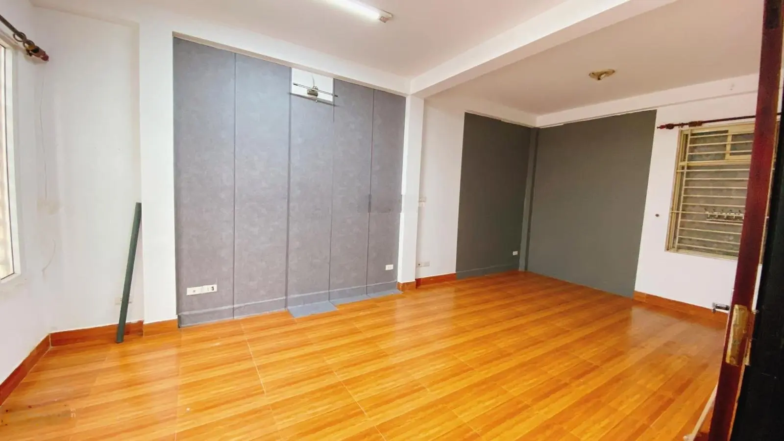 Chủ nhà giảm 500 tr quyết bán nhà - Phố Nhân Hòa, Thanh Xuân, Hà Nội, 50m2, 5 tầng, giá còn 12,2 tỷ