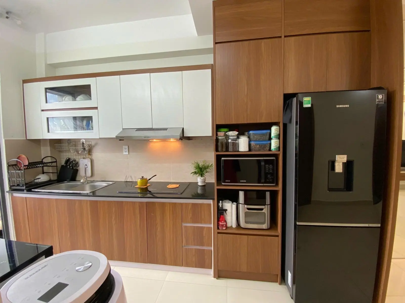 Chính chủ bán căn 2pn 2vs, DT 62m2 full nội thất