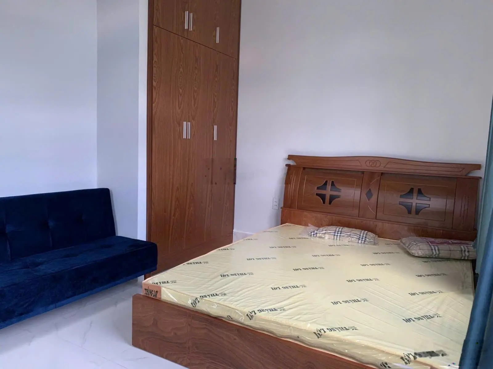 CẦN BÁN CĂN HỘ DỊCH VỤ 4 TẦNG 2 MẶT TIỀN ĐƯỜNG 10M KHU BIỆT THỰ DƯƠNG QUẢNG HÀM GÒ VẤP