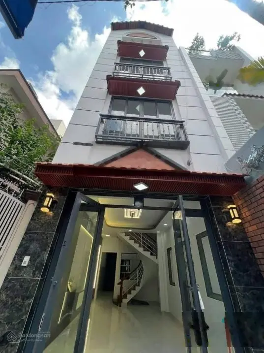 Bán nhà mới xây đẹp lung linh đường Nguyễn biểu P2 Q5. Hẻm thẳng cách đường 30m (4x14m) 8.9 tỷ