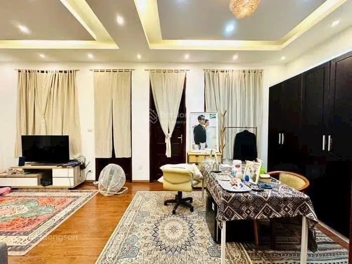 Biệt thự Thái Thịnh, 100m vuông, ô tô đỗ cửa, mặt tiền 8m, 12,9 tỷ