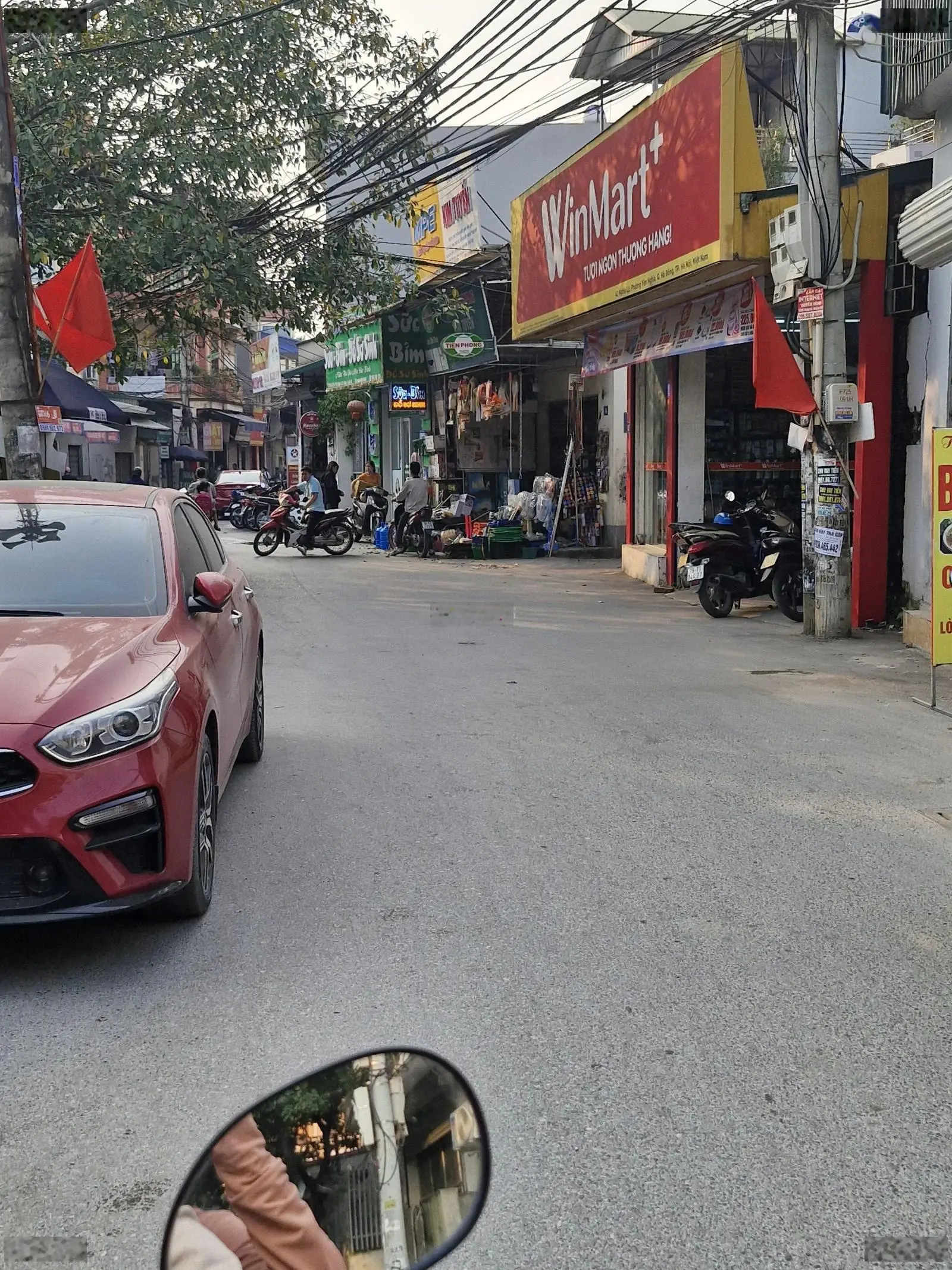 Cc bán đất trục chính tổ 5 Yên Nghĩa đường 6m dt 84m tặng nhà c4 mới tinh giá 9ty8 lh 0362 088 ***