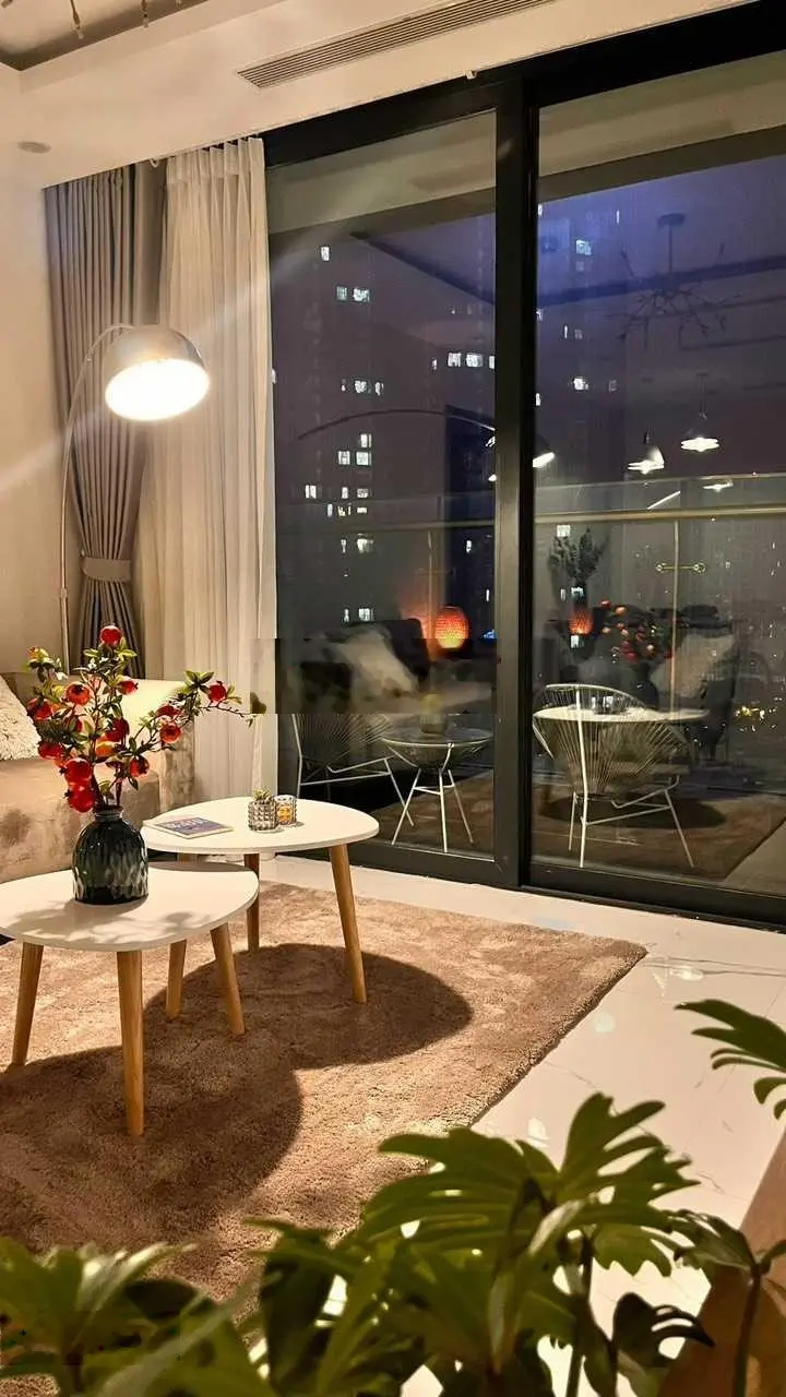 Bán Sunshine City, 3 PN/98m2 - 2 ban công nhà mới, hoàn thiện nội thất đẹp. LH 0966 286 ***
