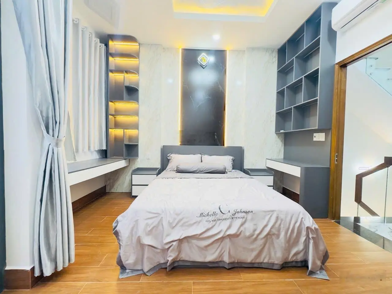 Nhà đẹp 4 tầng ô tô vào nhà đường 6m full nội thất chỉ 6tỷ390