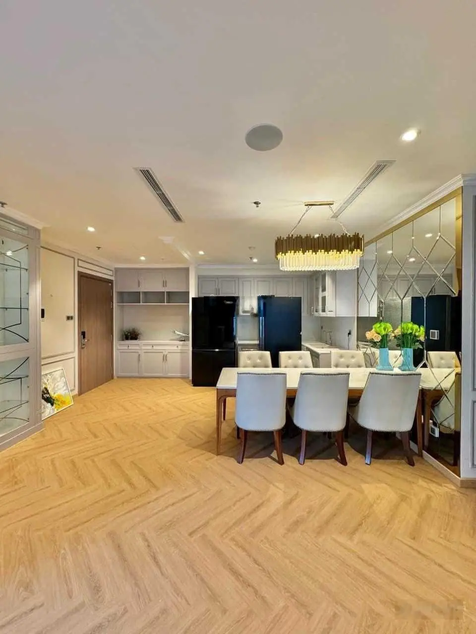 Cơ hội duy nhất để khách hàng sở hữu căn hộ 4 phòng tại Vinhomes Central Park 150m2 giá 15tỷ5!