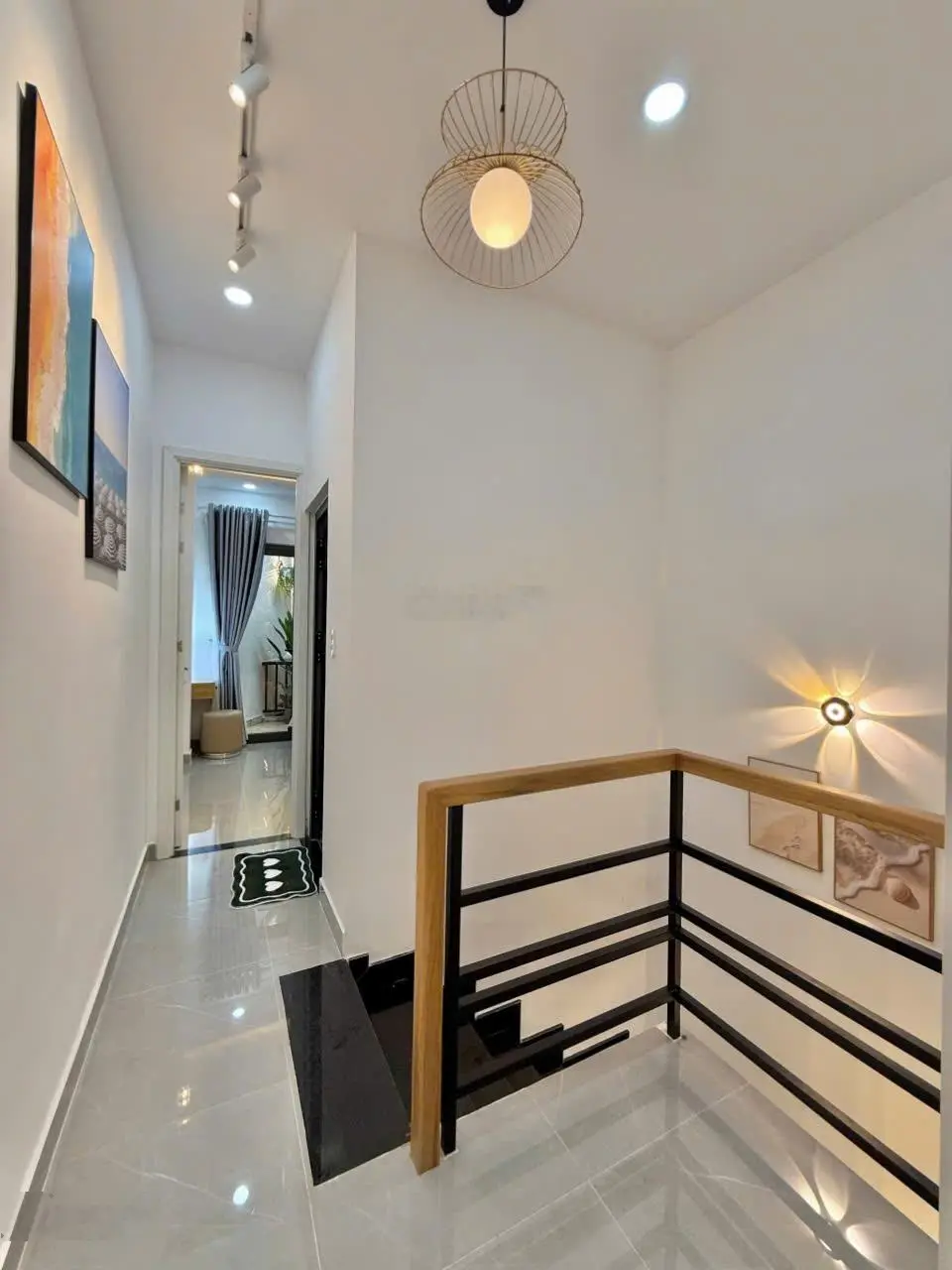 Nhỉnh 5 tỷ ngay phố ẩm thực Phan Xích Long, 42m2, Nhiêu Tứ, P7, Phú Nhuận, xách vali vô ở ngay