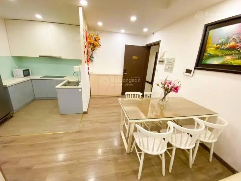 Bán căn hộ 584 Sacomreal, Q. Tân Phú, DT: 105m2, 3PN, 3WC, giá 3tỷ6, có sổ. LH: 0903 318 *** Minh