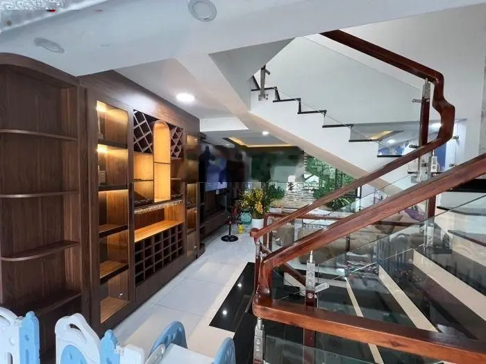 Quá hiếm ! bán gấp nhà đẹp ntcc- hxh thông huỳnh tấn phát - trần xuân soạn-cư xá nh- 60 m2- 6.x tỷ