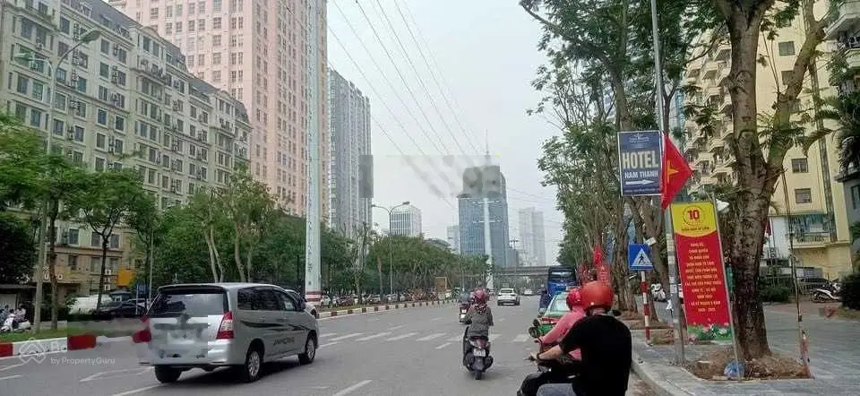 Bán nhà Mễ Trì Hạ, Nam Từ Liêm 35m2, 6 tầng, 4 m mặt tiền 8.2 tỷ