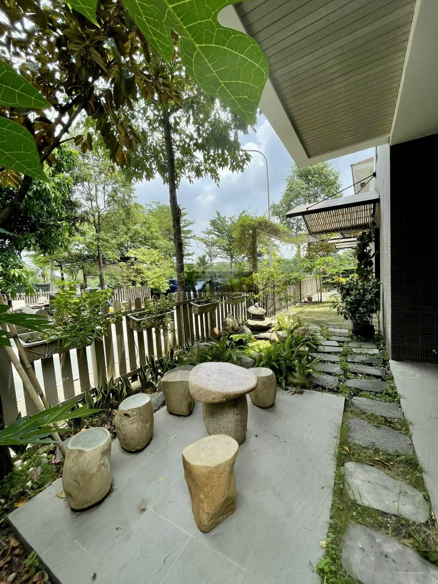 Giỏ hàng biệt thự sân vườn kiểu nhật full NT cao cấp chỉ 18 tỷ, LH e Mơ xem thực tế: 0933 591 255