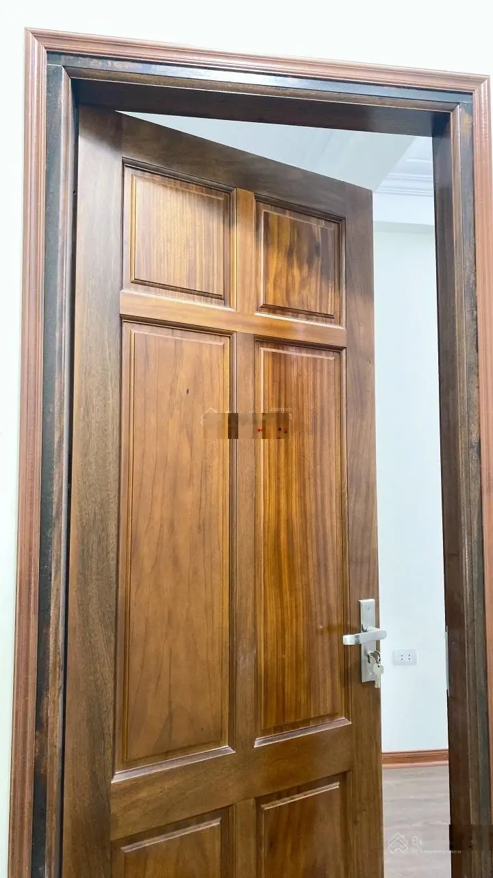 Bán nhà mới 5 tầng DT 30m2, giá chỉ 5, x tỷ Phố Quang Tiến, chỉ đúng 100m ra Đại Lộ Thăng Long
