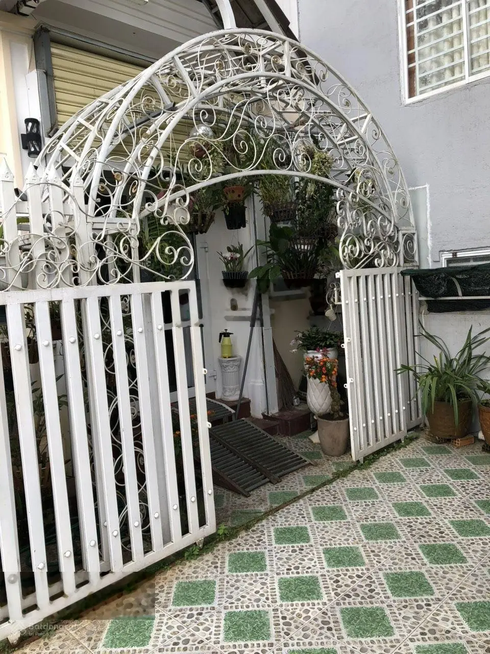 Cần tiền bán căn nhà mặt tiền Mai Hoa Thôn, P2, ngay trung tâm Đà Lạt, giá chỉ 7 tỷ 3