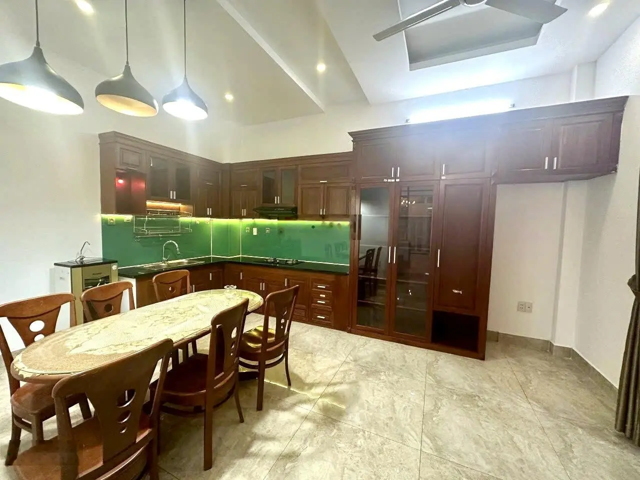 Cực sốc! Giảm 2 Tỷ bao giá toàn khu- Bán nhà 1T2L đường 10m sát Tô Ngọc Vân - Dt 145m2 ( ngang 10)