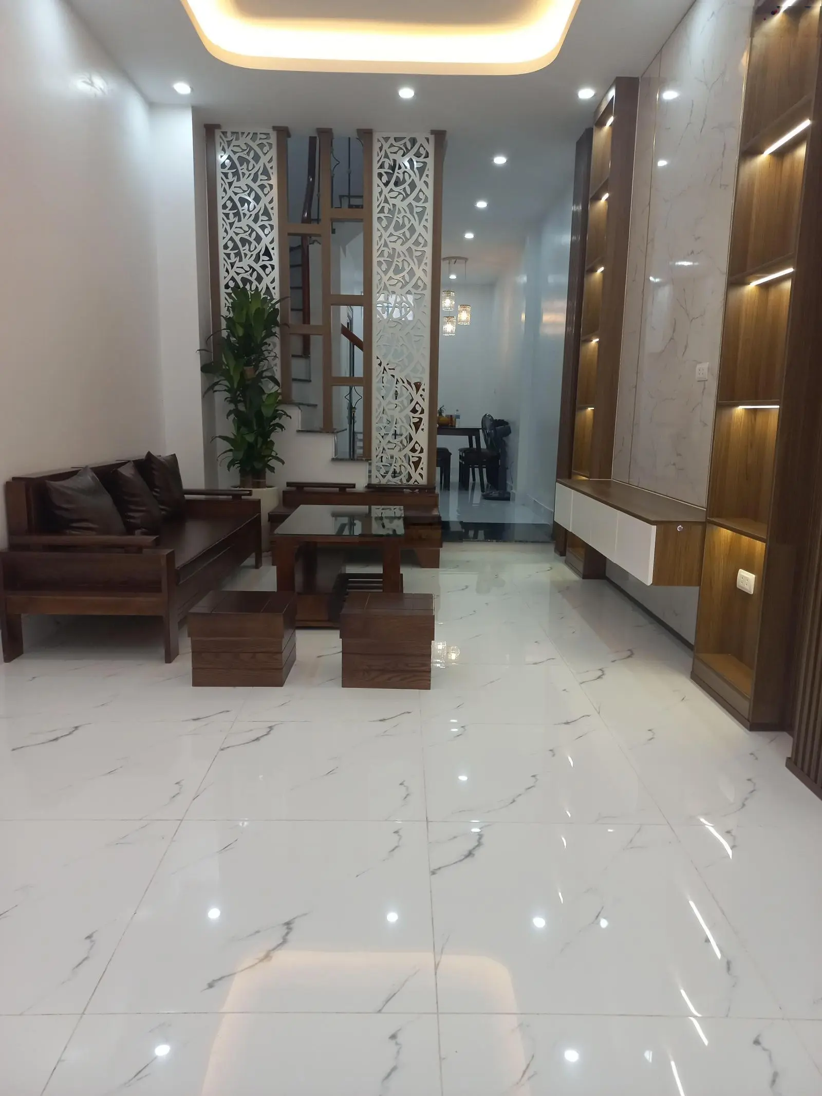 Tôi chính chủ cần bán nhà 59 ngõ 580 trường chinh, đđ, ô tô đỗ cửa, kinh doanh, 40m ra phố