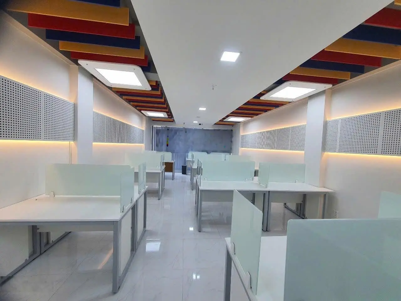 Siêu Phẩm Mặt tiền khan hiếm khu Tân Định-Quận1-Giá Hầm 4 tầng- thang máy- 7 PN-55m2-Giá 18,8