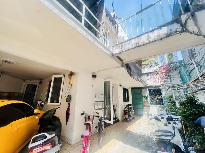 Bán nhà hẻm xe hơi Quận 3 - 156m2 (10 x 16) ô tô ngủ nhà - ngay vòng xoay Dân Chủ - chỉ 17 tỷ