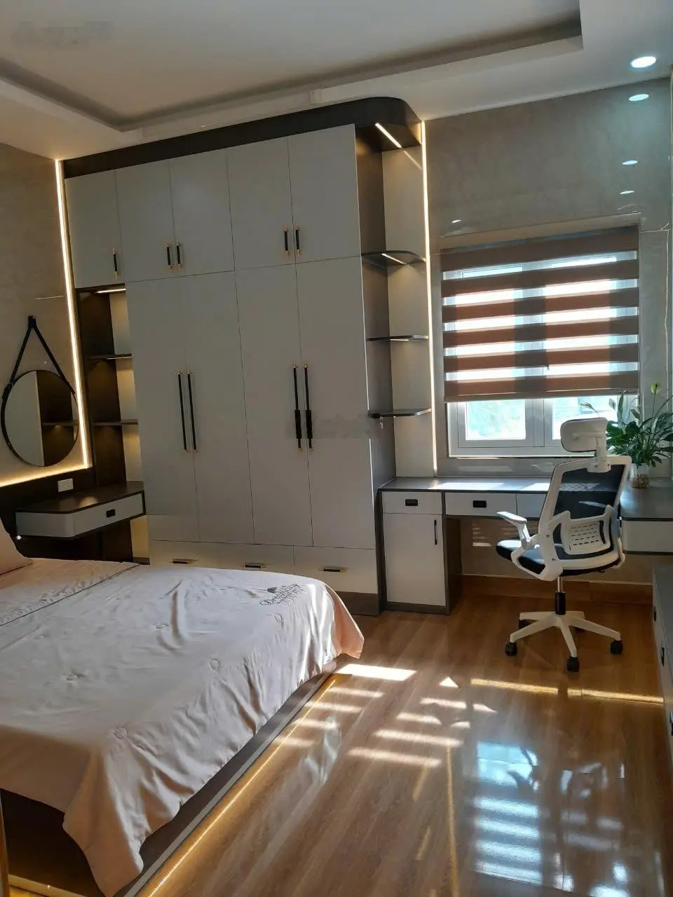 Bán căn nhà ngay Hiệp Thành Quận 12, ngay đường 8 sát bên dg Nguyễn Ảnh Thủ