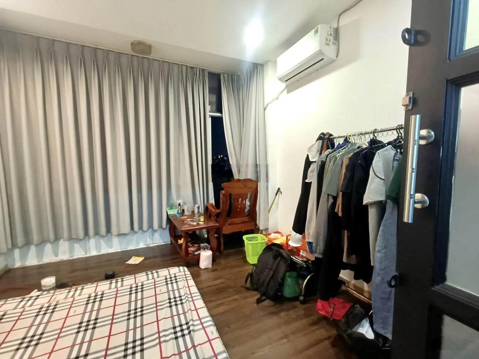 Nhà đẹp - 4 tầng - hẽm xe hơi thông - phú nhuận