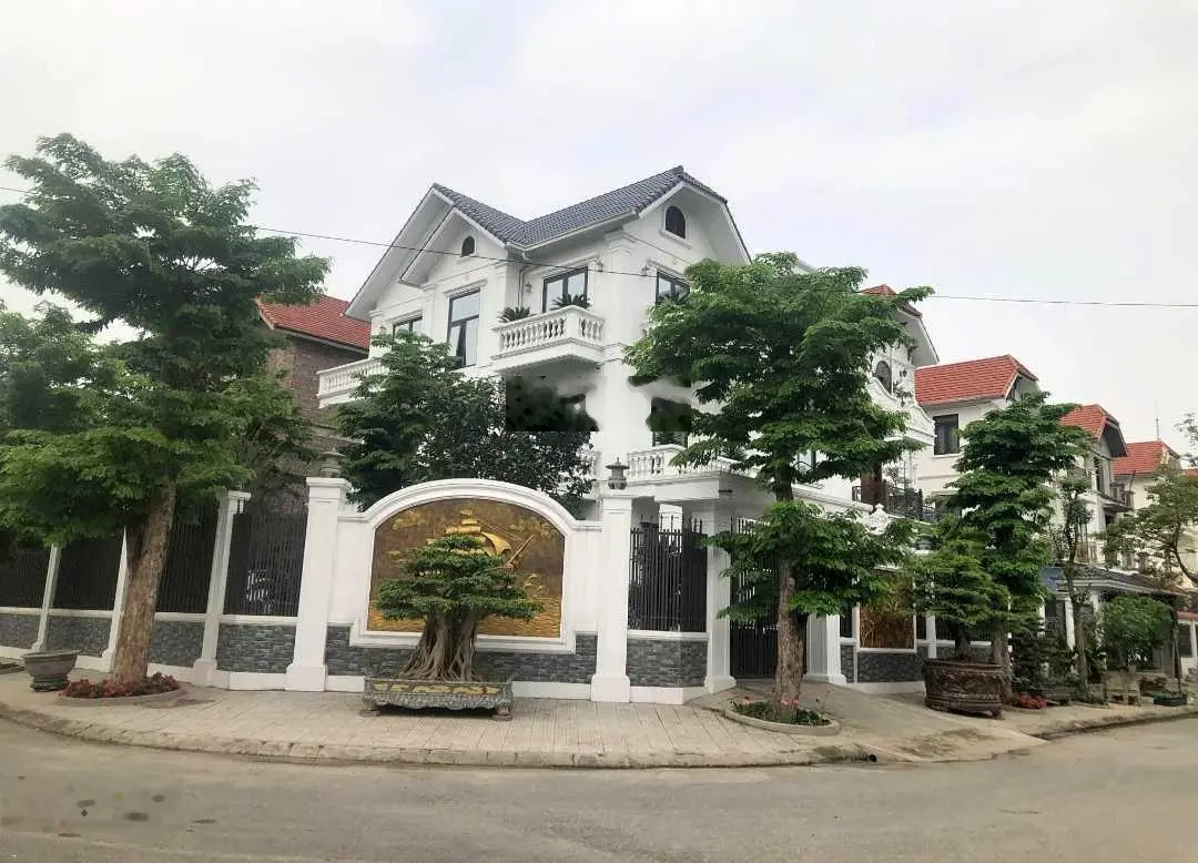 Biệt thự KĐT Văn Quán, Hà Đông, 4 tầng, giá trên 26 tỷ ô tô tránh vỉa hè Kinh doanh