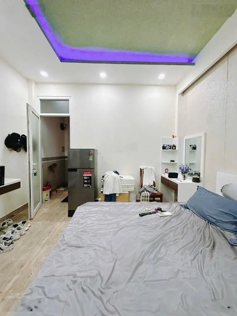 Bán nhà mặt tiền công viên rộng 12m - Vừa cho thuê CHDV vừa buôn bán cực tốt