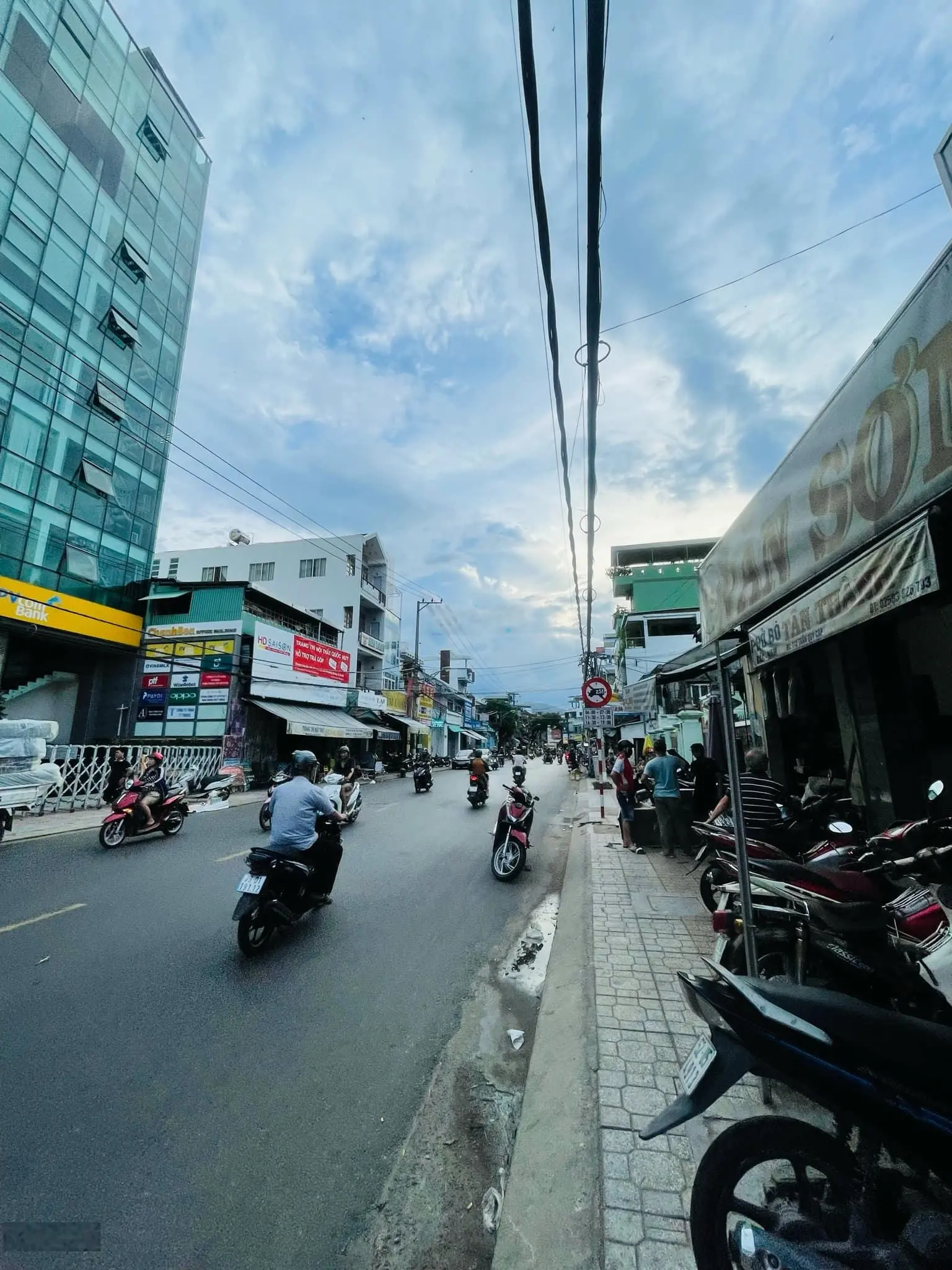 Bán nhà mặt tiền đường Trần Quý Cáp, Phương Sài, Nha Trang 90m2 chỉ hơn 10 tỷ