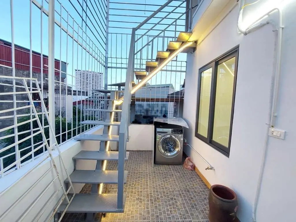 Bán nhà 34m2 Trương Định, 3 ngủ rộng, ngõ nông thoáng, nhỉnh 4 tỷ