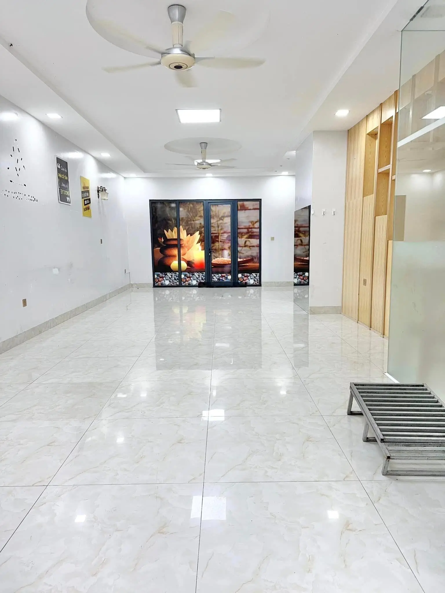 Chủ nhà cần tiền gấp